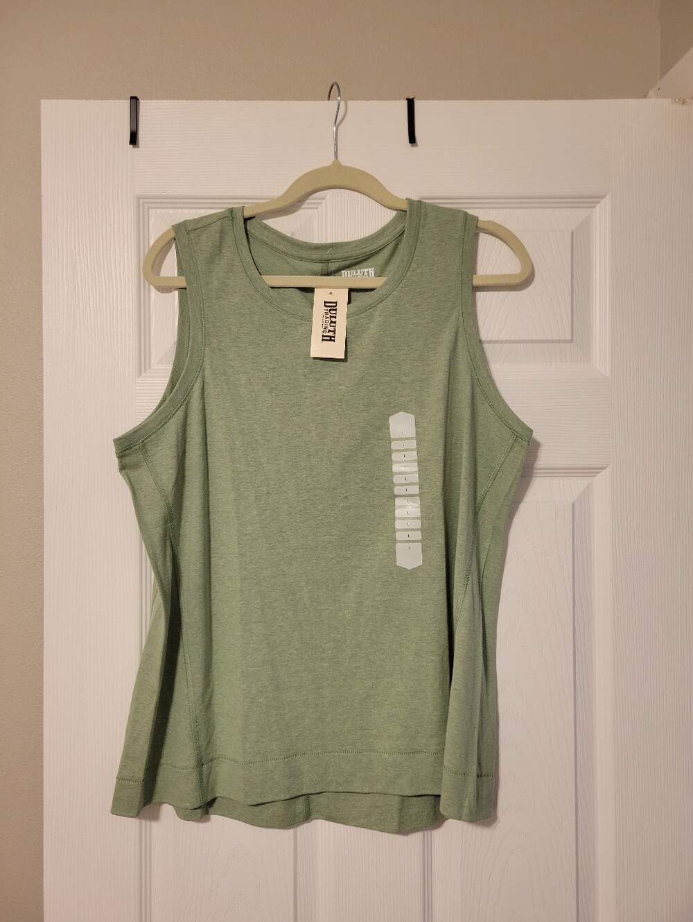 Duluth Trading Co Light Green Knit Tank - Large